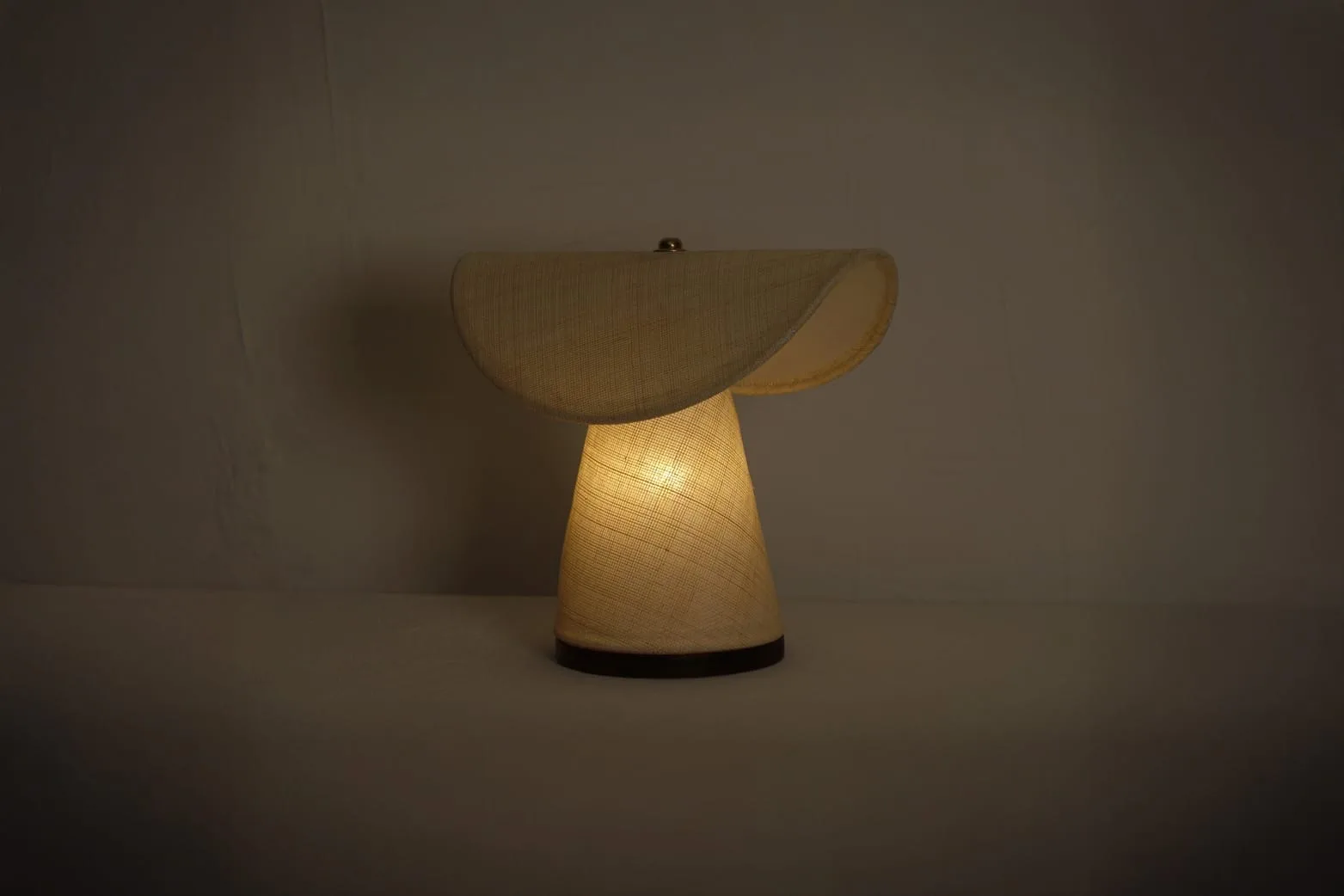 Chapelle Table Light