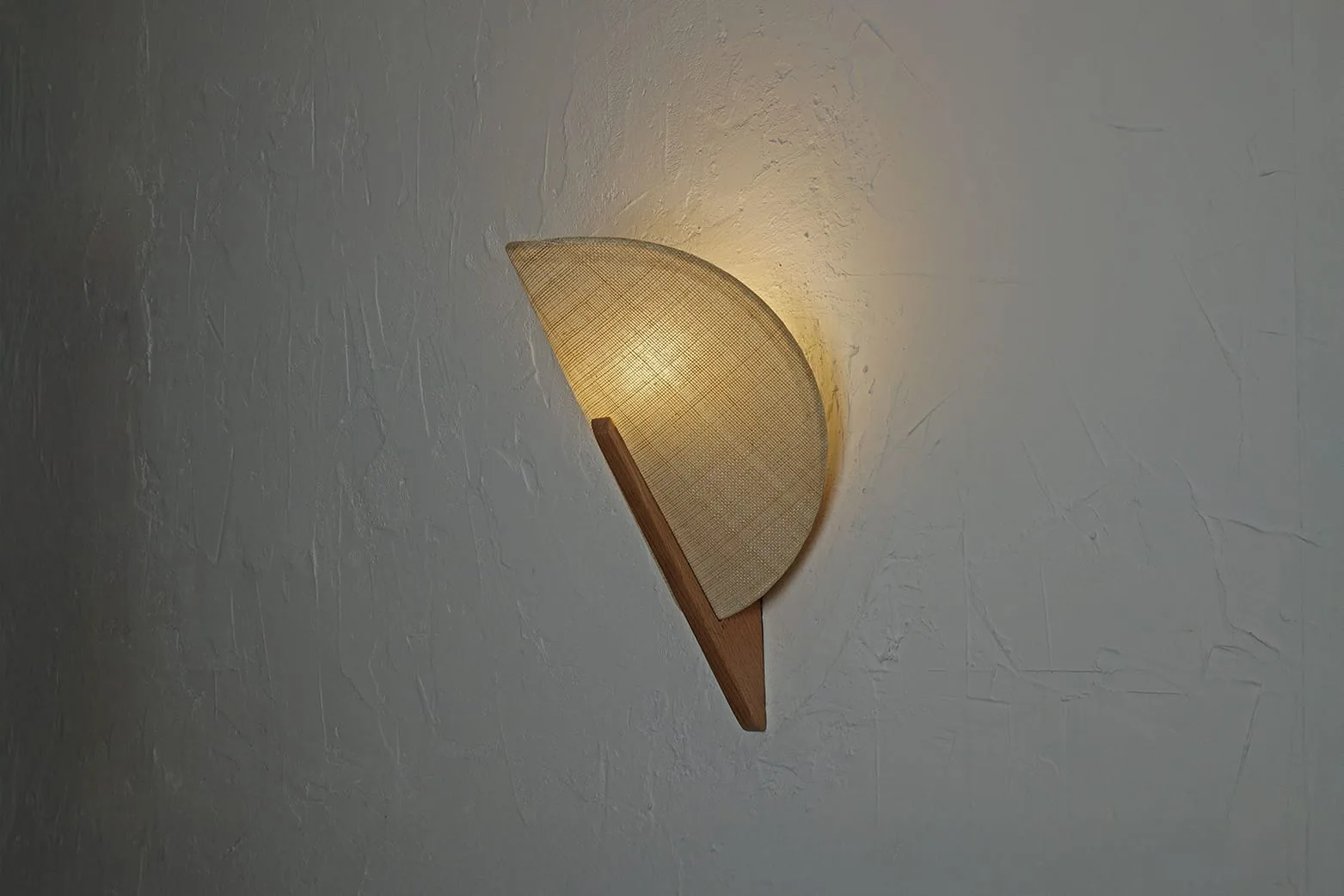 Makai Wall Light