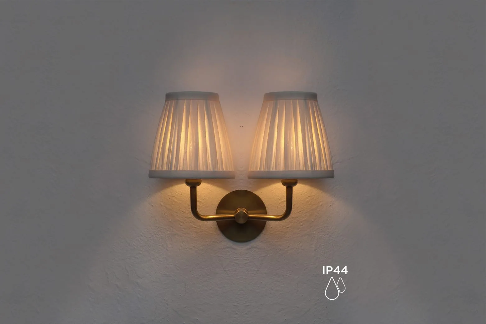 Oxford IP44 Wall Light