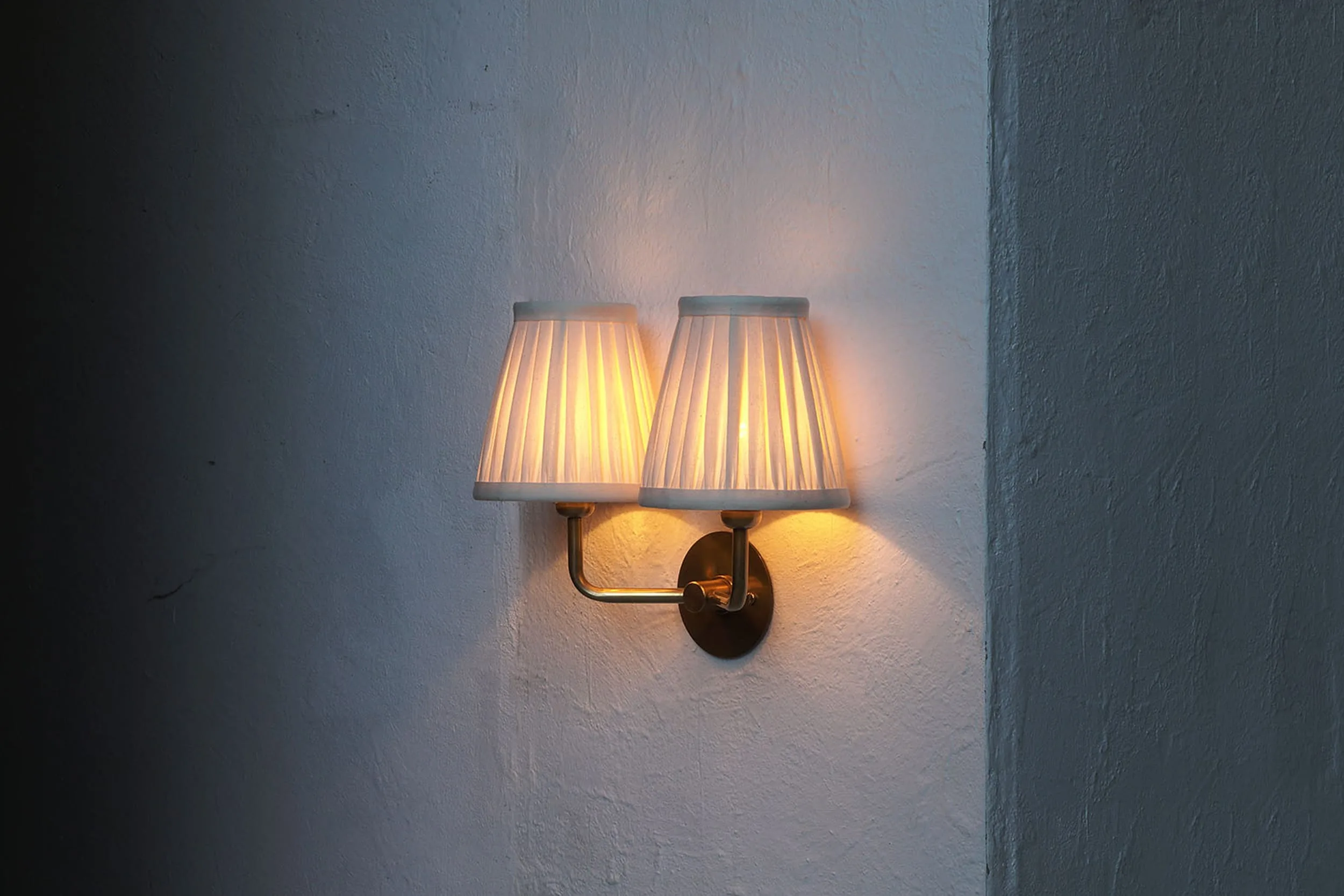 Oxford IP44 Wall Light