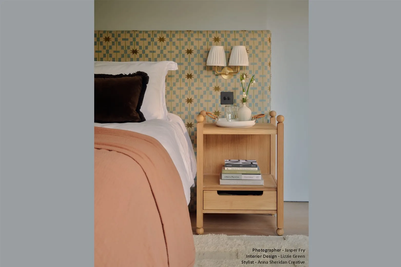 Oxford IP44 Wall Light