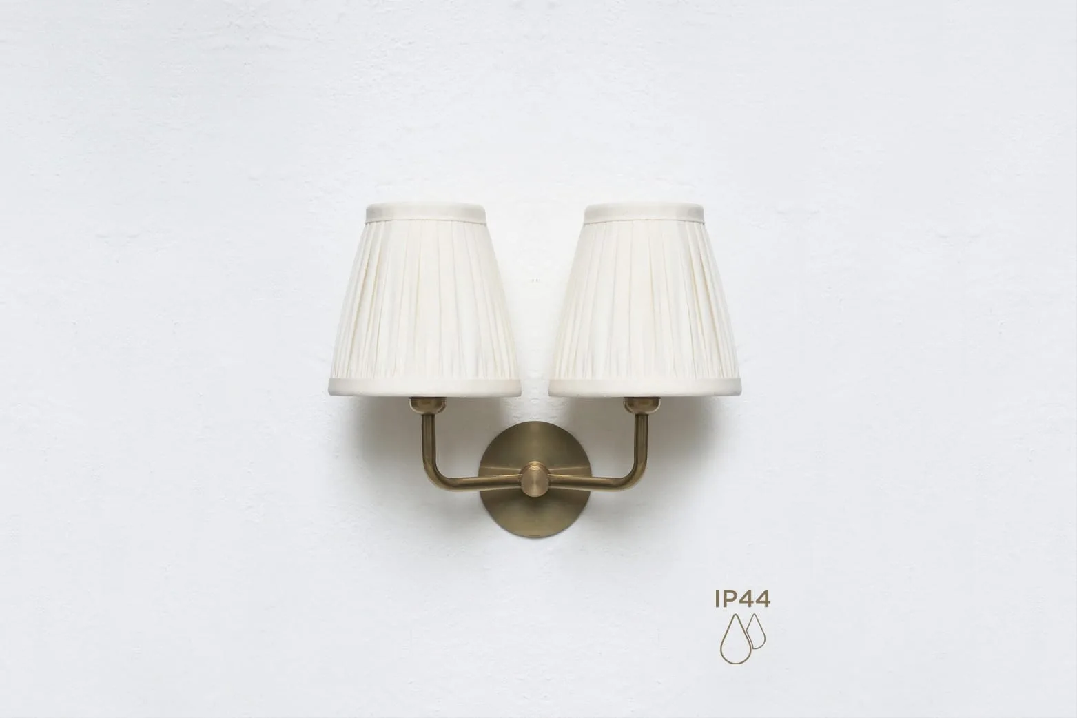 Oxford IP44 Wall Light