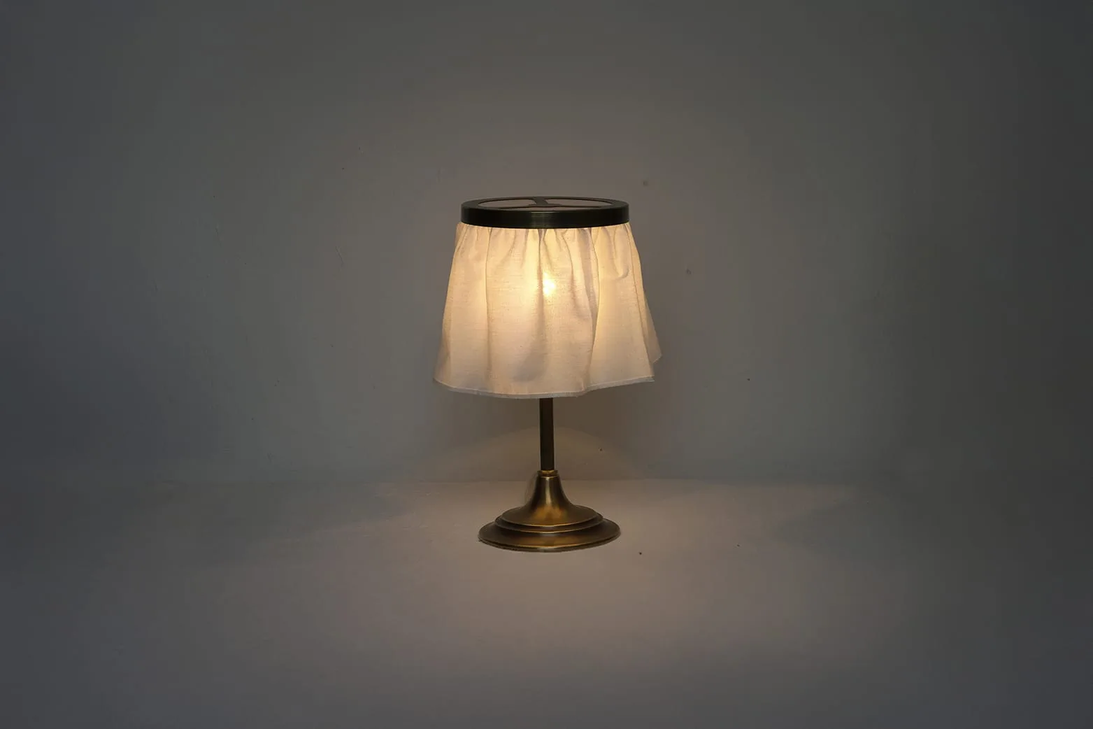 Rye Table Light