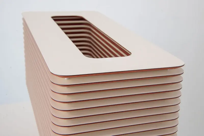 Rubha Table Lamp