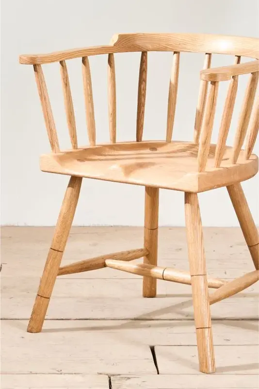 The Captain chair
